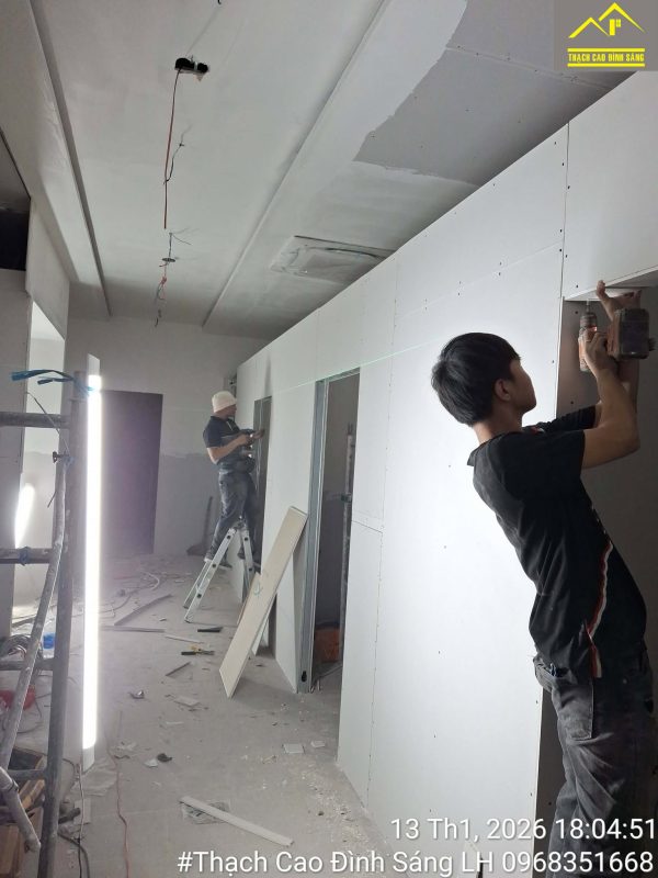 Thi công vách ngăn phòng thạch cao